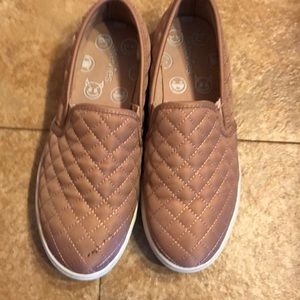 steven Madden  slip on sneaker